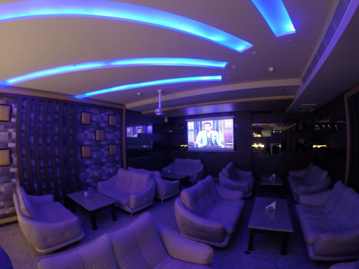 Hotel Imperia Suites Jalandhar Buitenkant foto